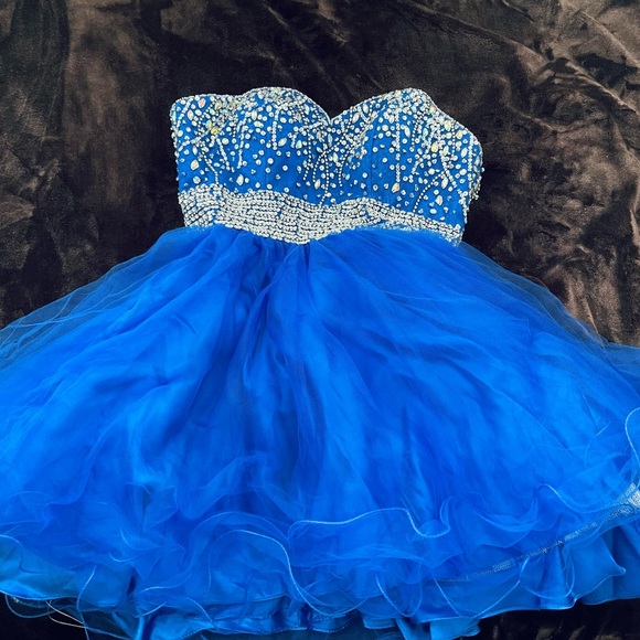 Graduation or Party Dress - Picture 2 of 2